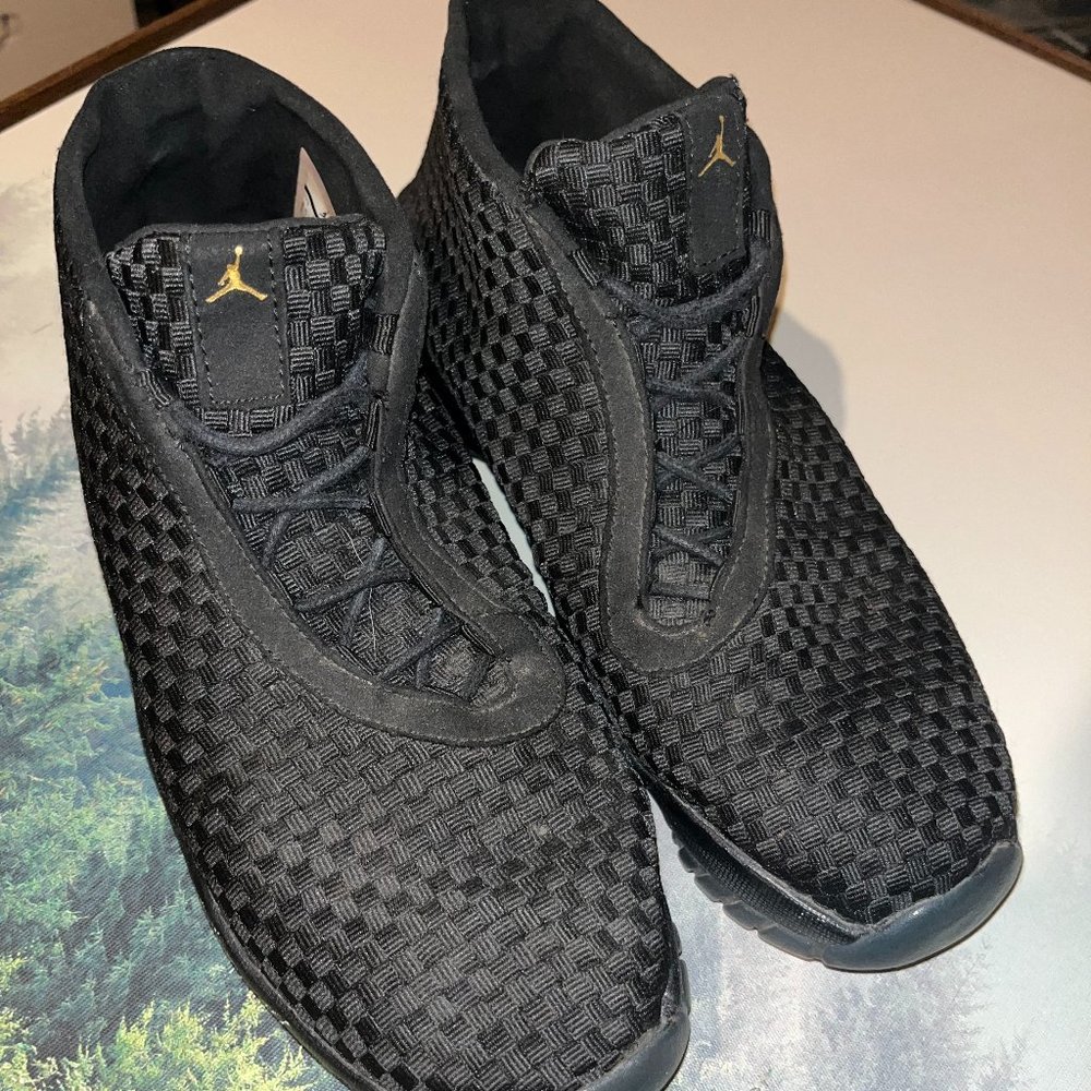Air Jordan Future Low Triple Black Size 8.5 656504-001